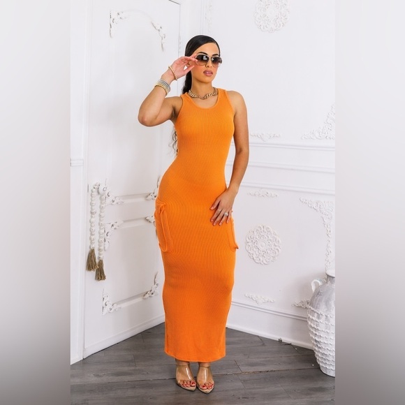 Dresses & Skirts - Orange Sleeveless Maxi Dress
